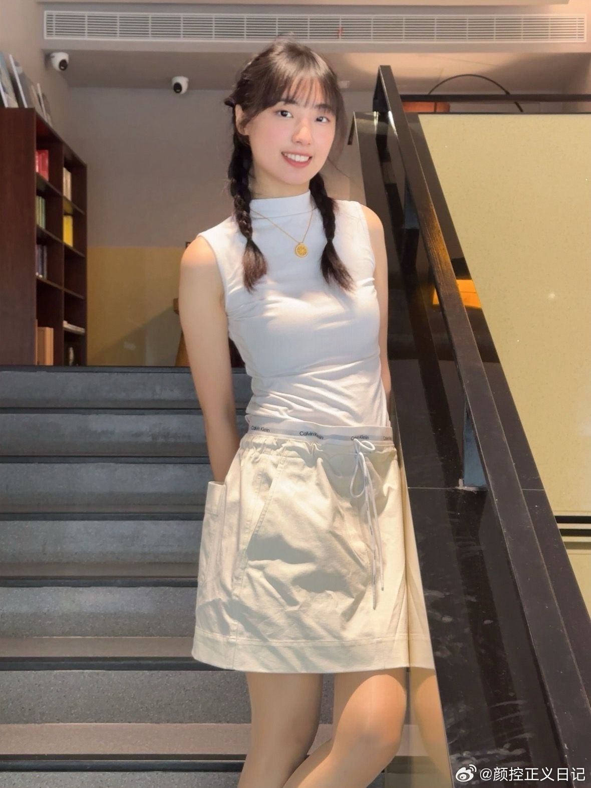 轻熟女神范儿 自然美 