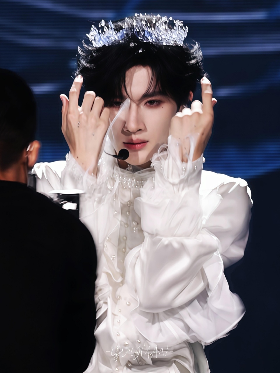 余宇涵连轴转十天行程 余宇涵这行程表谁敢看？我光看着都觉得累，更别说他还要连轴转