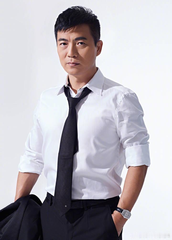 世界杯不是黄健翔的舒适区是统治区 建议大家都去听听黄健翔聊揭幕战，老牌解说员的业