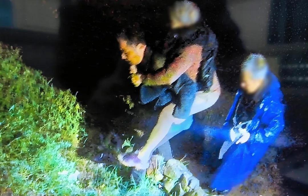 【暴雨夜，83岁老人走失近4小时……】

4月11日凌晨0时30分许，宁德市公安