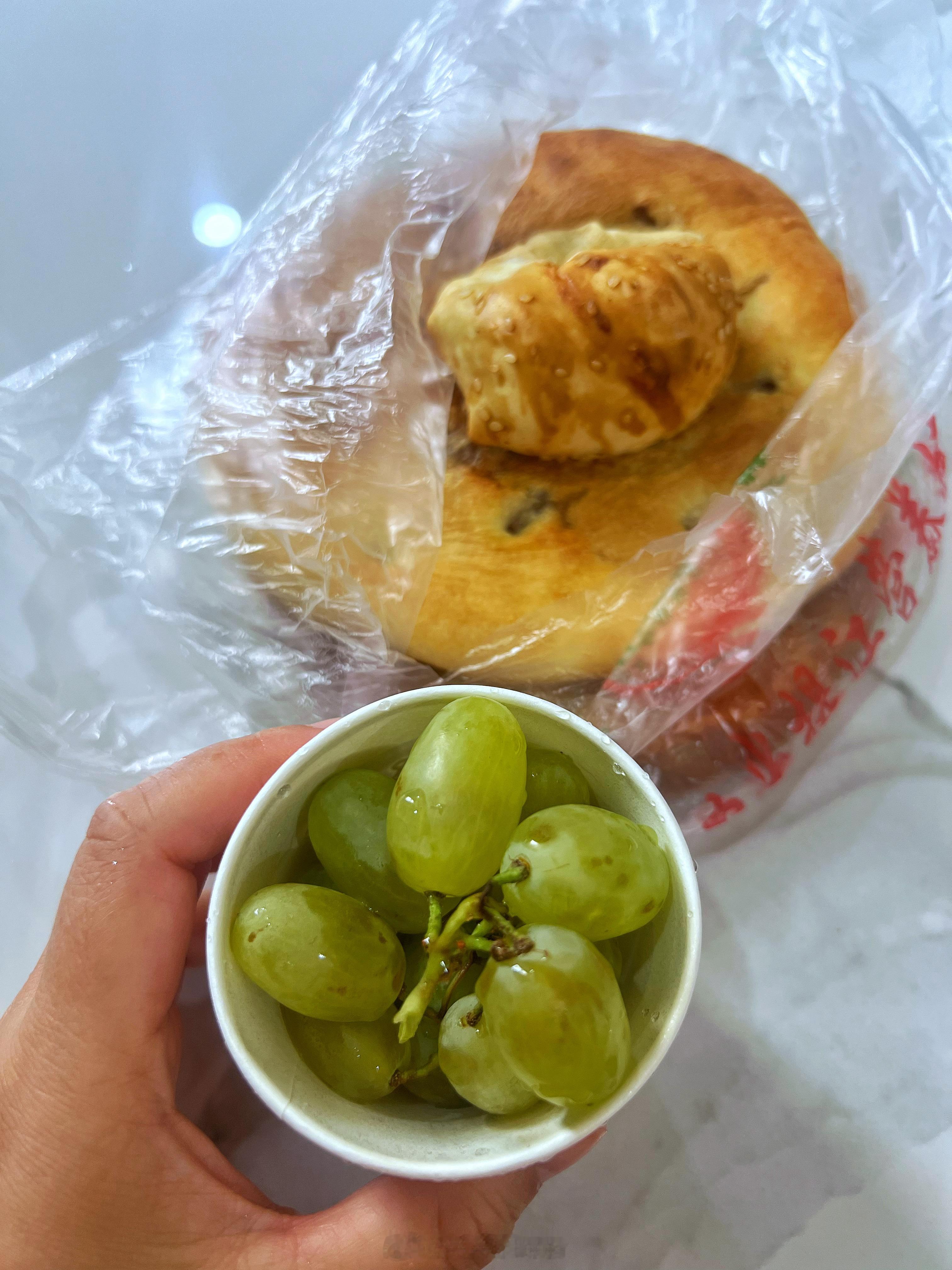 我在吐鲁番的早餐。新疆旅行吐鲁番旅行 吐鲁番·吐鲁番博物馆