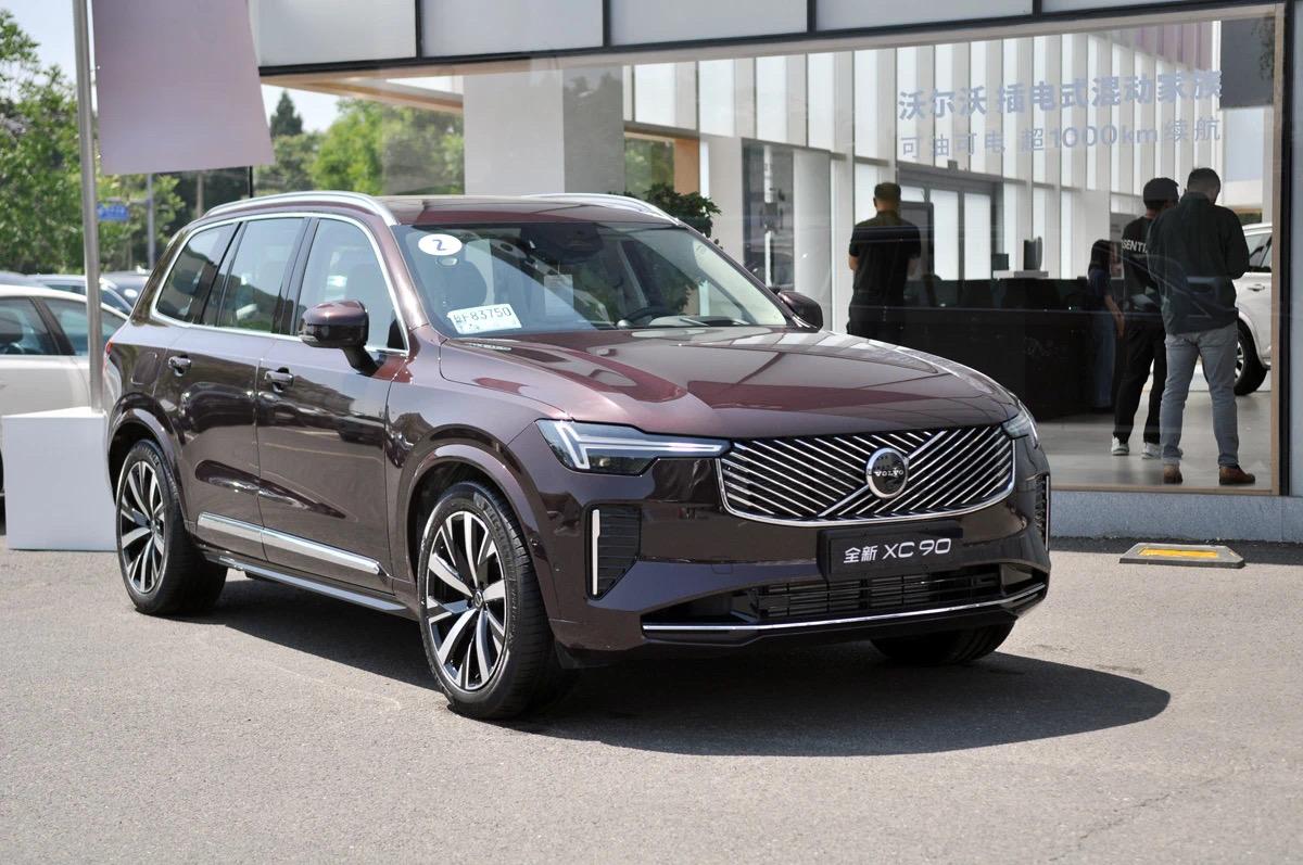 沃尔沃全新XC90对比问界M9，你会怎么选？
 
随着新势力车企的强势崛起，大家