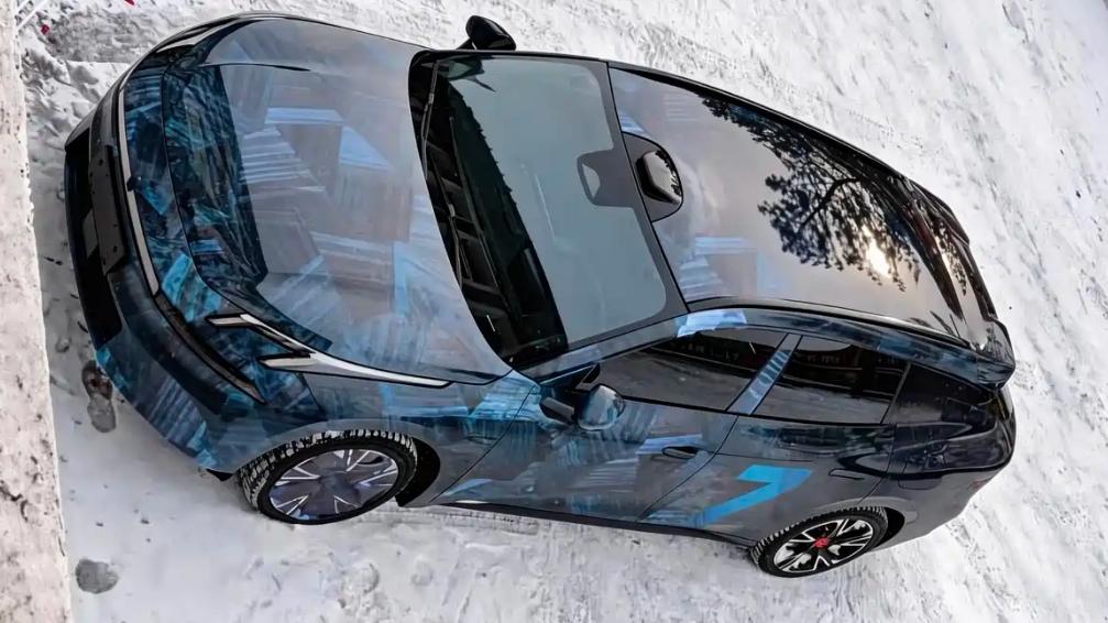 日前，网络曝光领克07旅行版低伪装谍照，其是领克07的衍生中型车，将于2026年