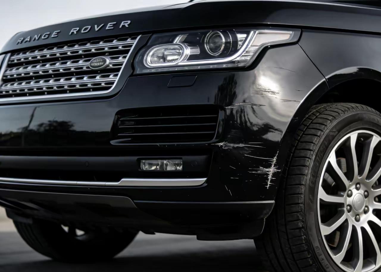 人民日报发声，路虎别车案是一起并不复杂的案件，却在反复摇摆中消耗着执法公信力。