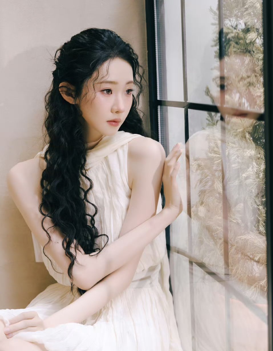 张艺凡张艺凡张艺凡