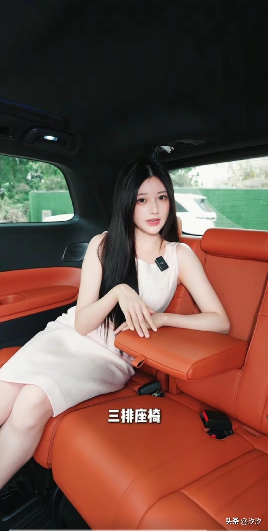 2026年的Mpv出了一辆神车，
那就是2026款的M8HEV，
试驾过的人都说