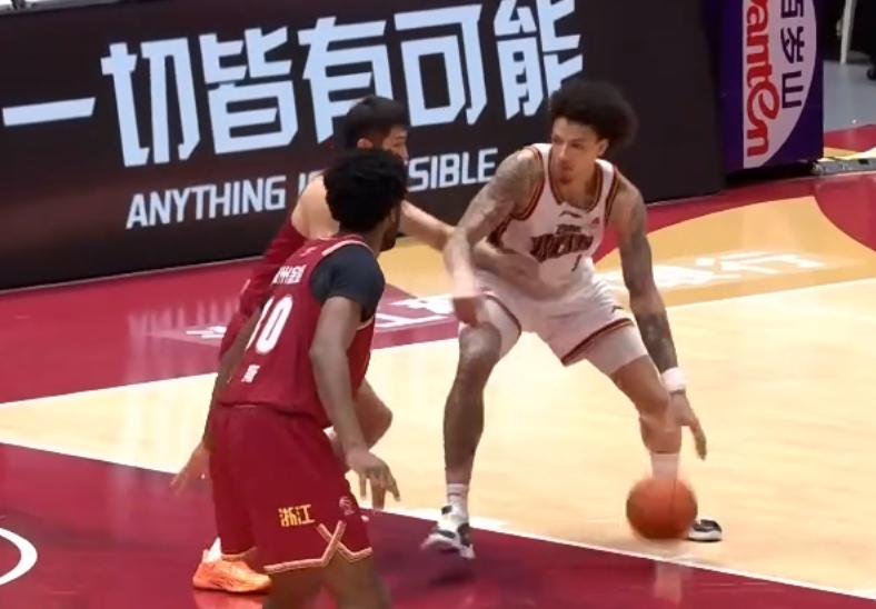 半场打花比赛，浙江稠州男篮半场领先吉林29分！北京时间2026年3月21日，CB