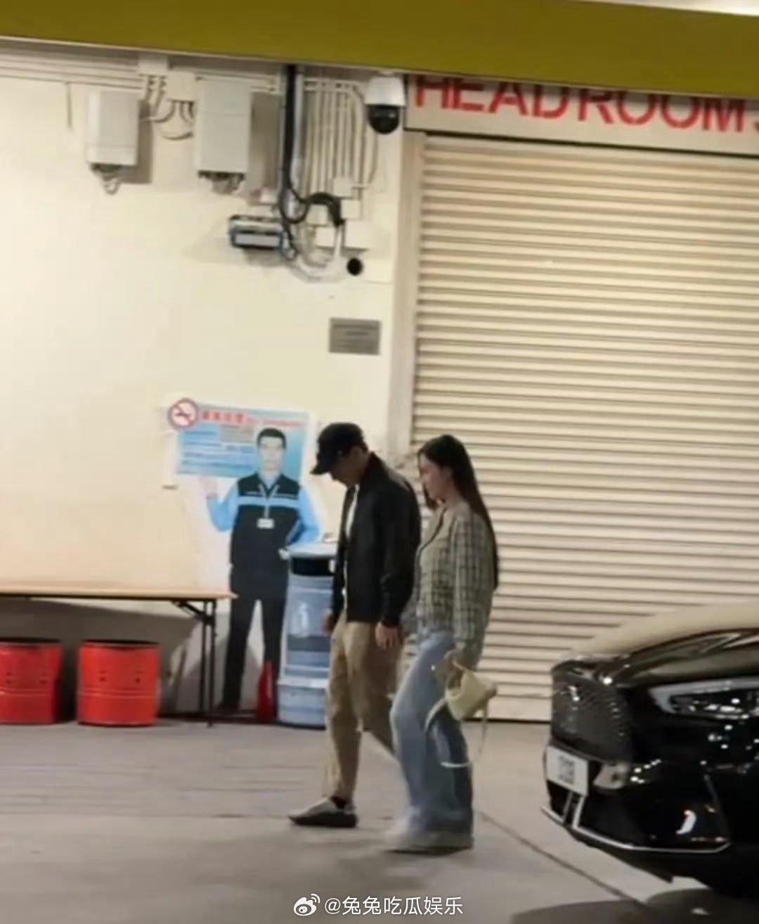 刘恺威 李晓峰曝刘恺威新恋情      刘恺威又曝新恋情 和新女友十指紧扣大方给