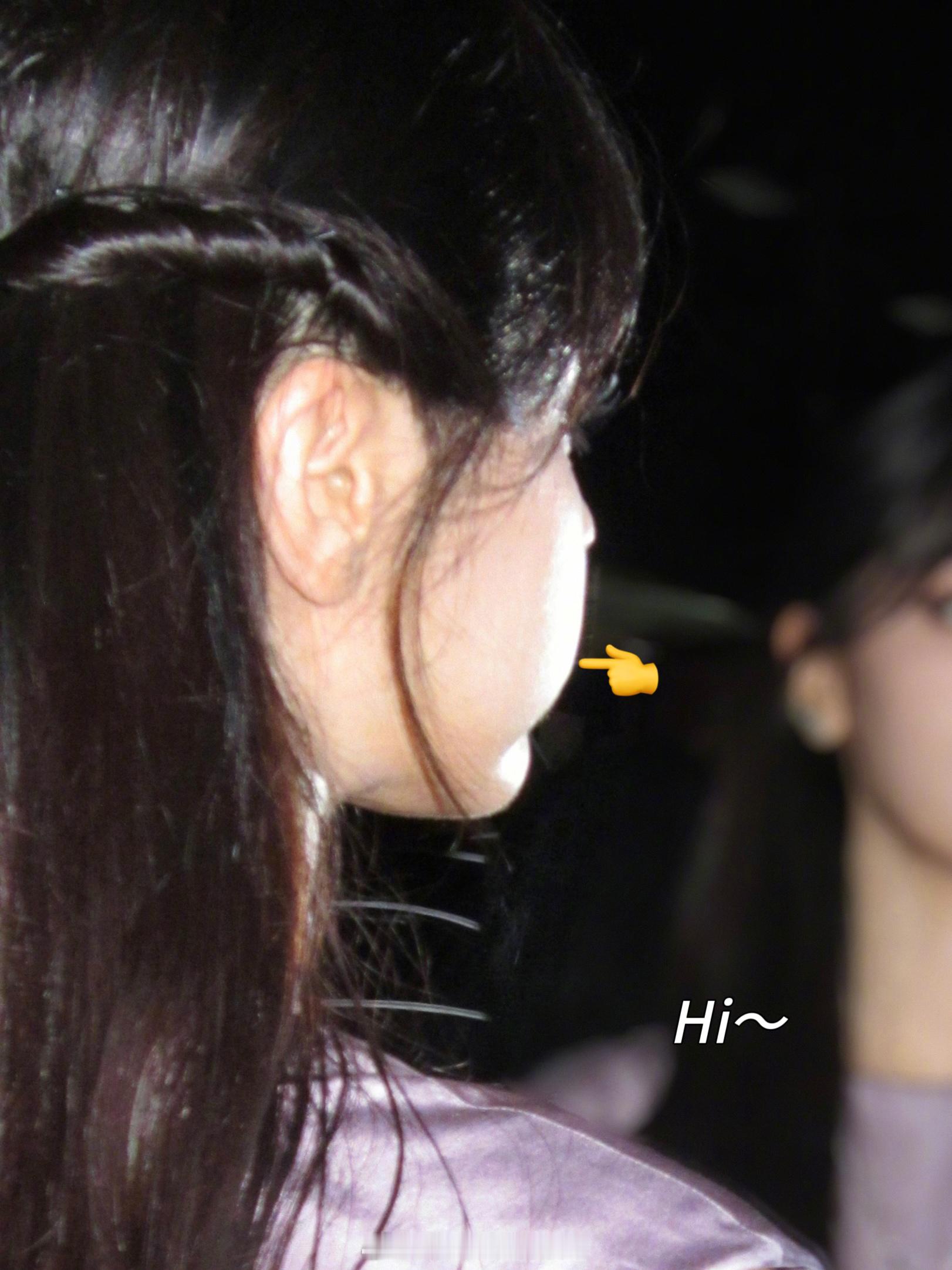 迪丽热巴丨脸颊肉～我捏～