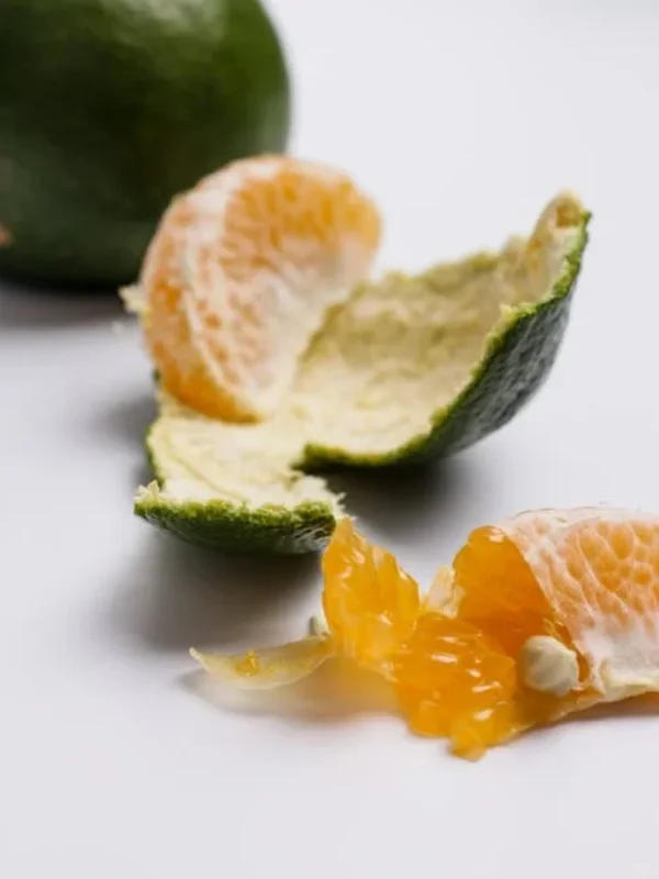 究竟是谁在买苦味的香水？