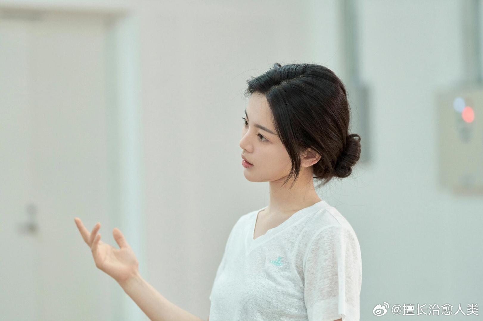 救...这是...素颜吗？！ 