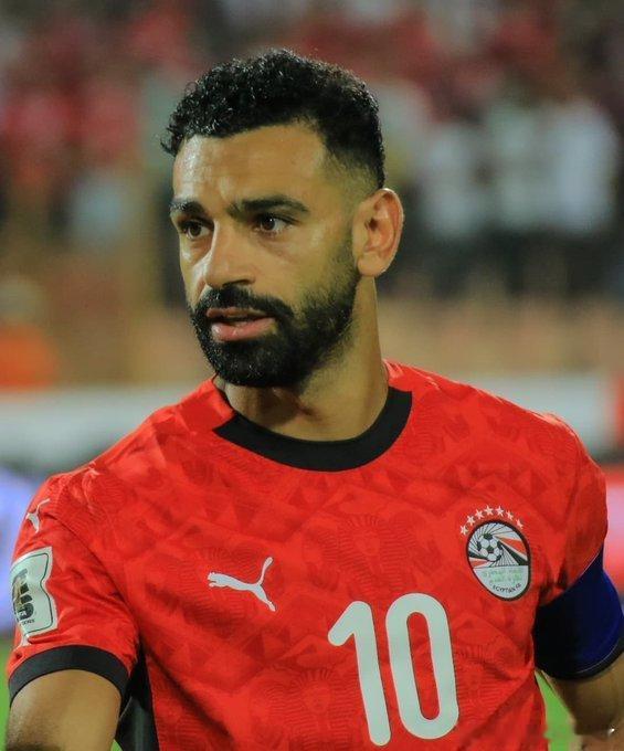 埃及体育部长阿什拉夫·索比关于萨拉赫：我们一直与萨拉赫保持联系，毫无疑问，他需要