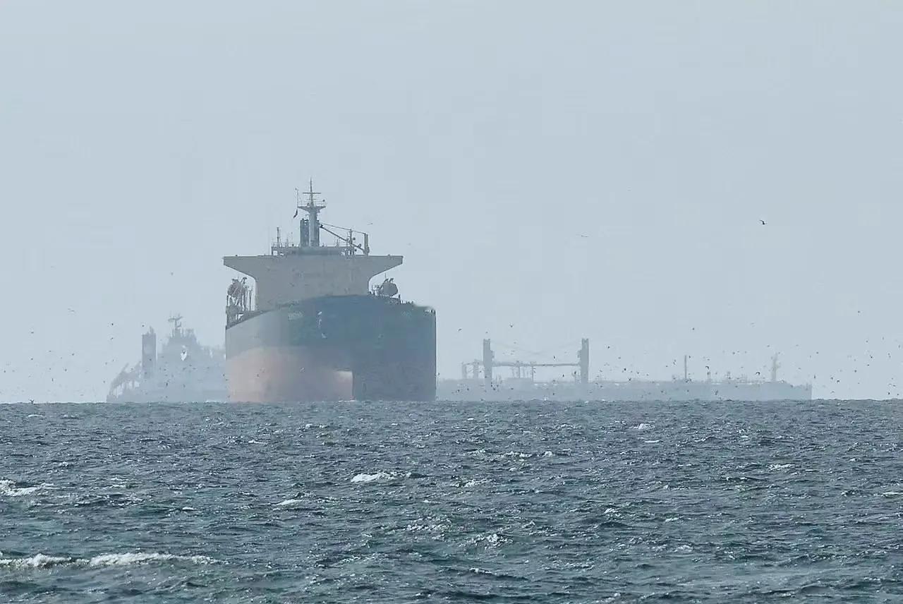 美国在霍尔木兹海峡的“自由行动”武装护航，自由一天就心满意足了！护航行动不到24