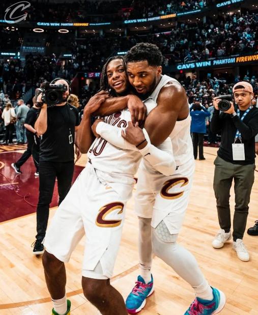 4换1！骑士拒绝交易！马刺躲过一劫

哈登的离开已经成为了快船和整个NBA的焦点