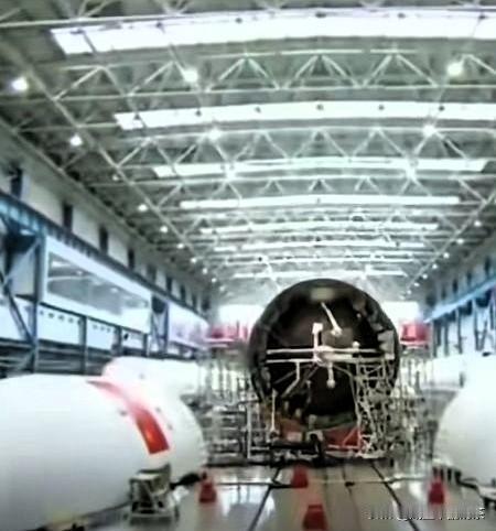 原来是这样，难怪美国这次要急眼了，中国空间站为什么全是中文？

美国媒体近几日一