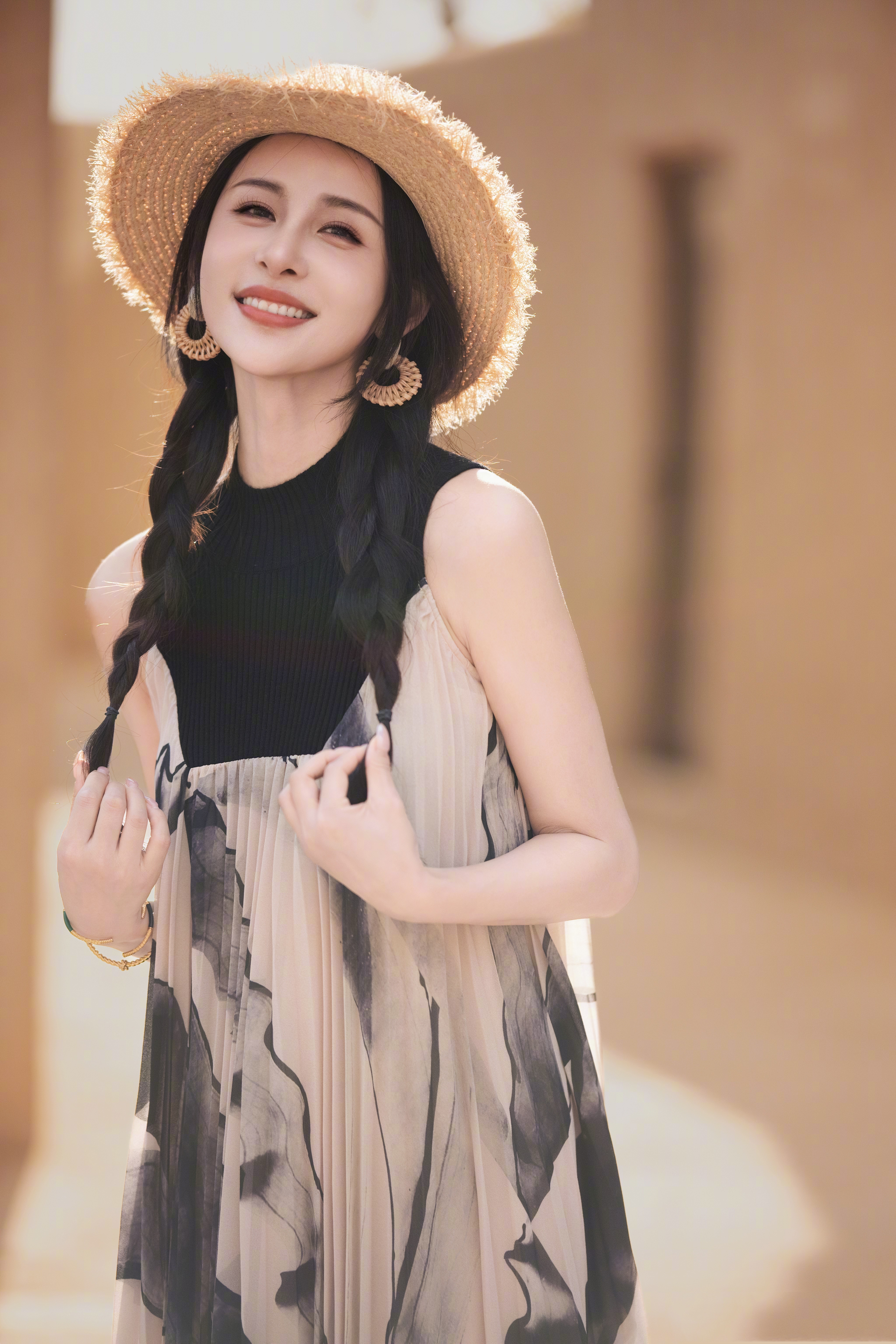 贾青姐姐：秋日的明媚气息 ​​​