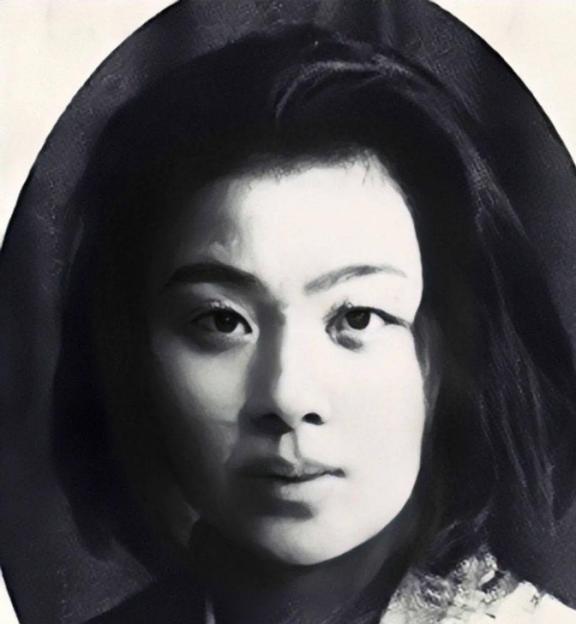 1980年，76岁的丁玲，发文痛骂78岁的 沈从文 ：“贪生怕死的胆小鬼，斤斤计