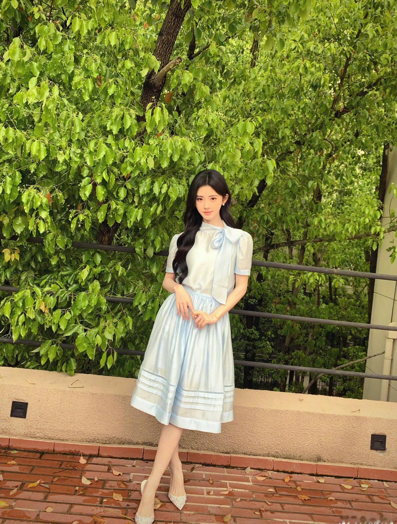 哎?!没人觉得搭这个鞋子很有韵味吗 ​​​