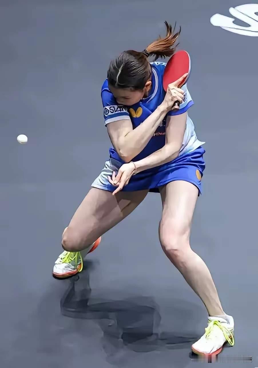 桥本帆乃香靓到犯规，日本乒坛颜值天花板！

我封桥本为日本女乒"队内颜值担当"，