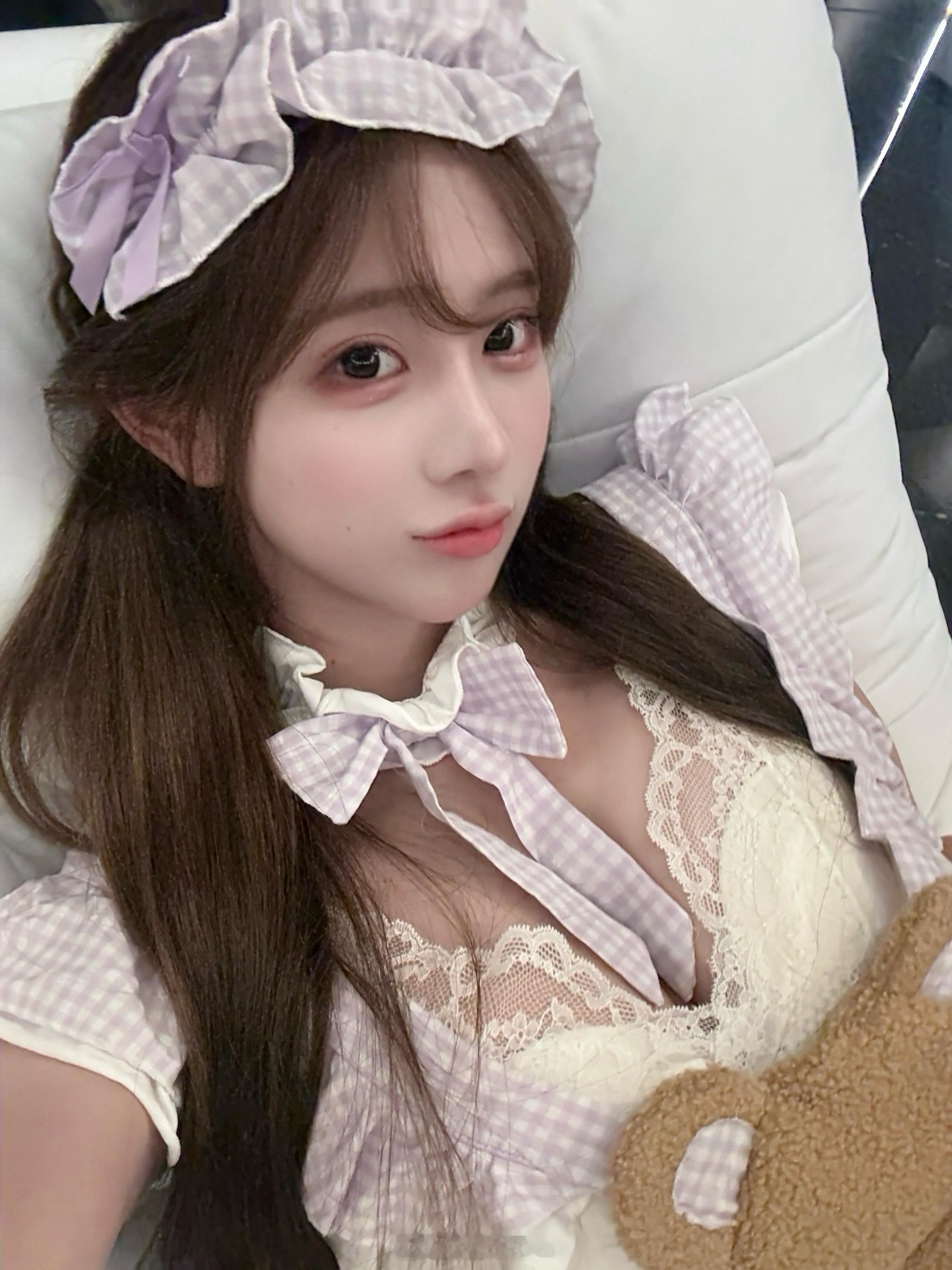 我的感情总是像香水一样 离开以后你才能闻到后调 ​​​