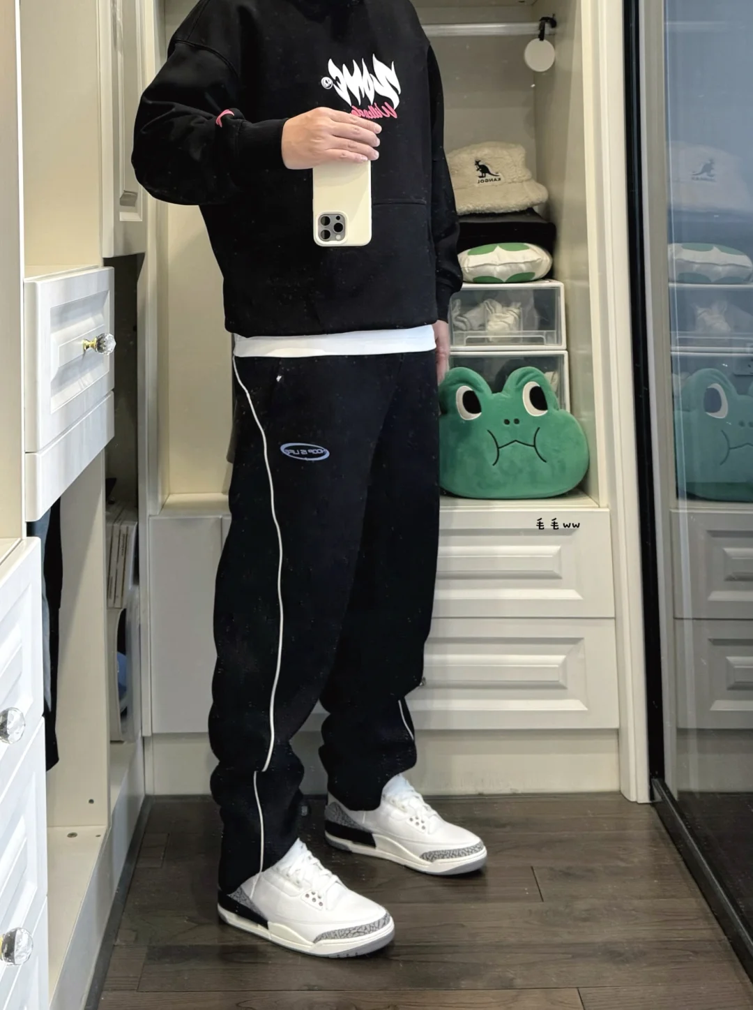 卫衣叠穿｜白水泥穿搭