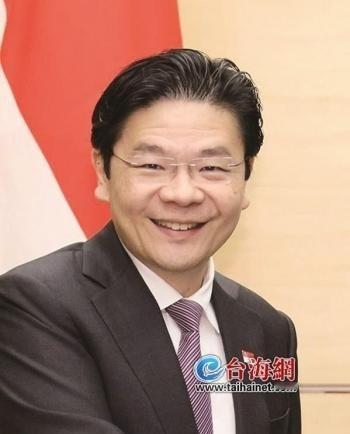 新加坡总理黄循财近日接受《华尔街日报》专访时警告称，特朗普政府上任后，国际社会将