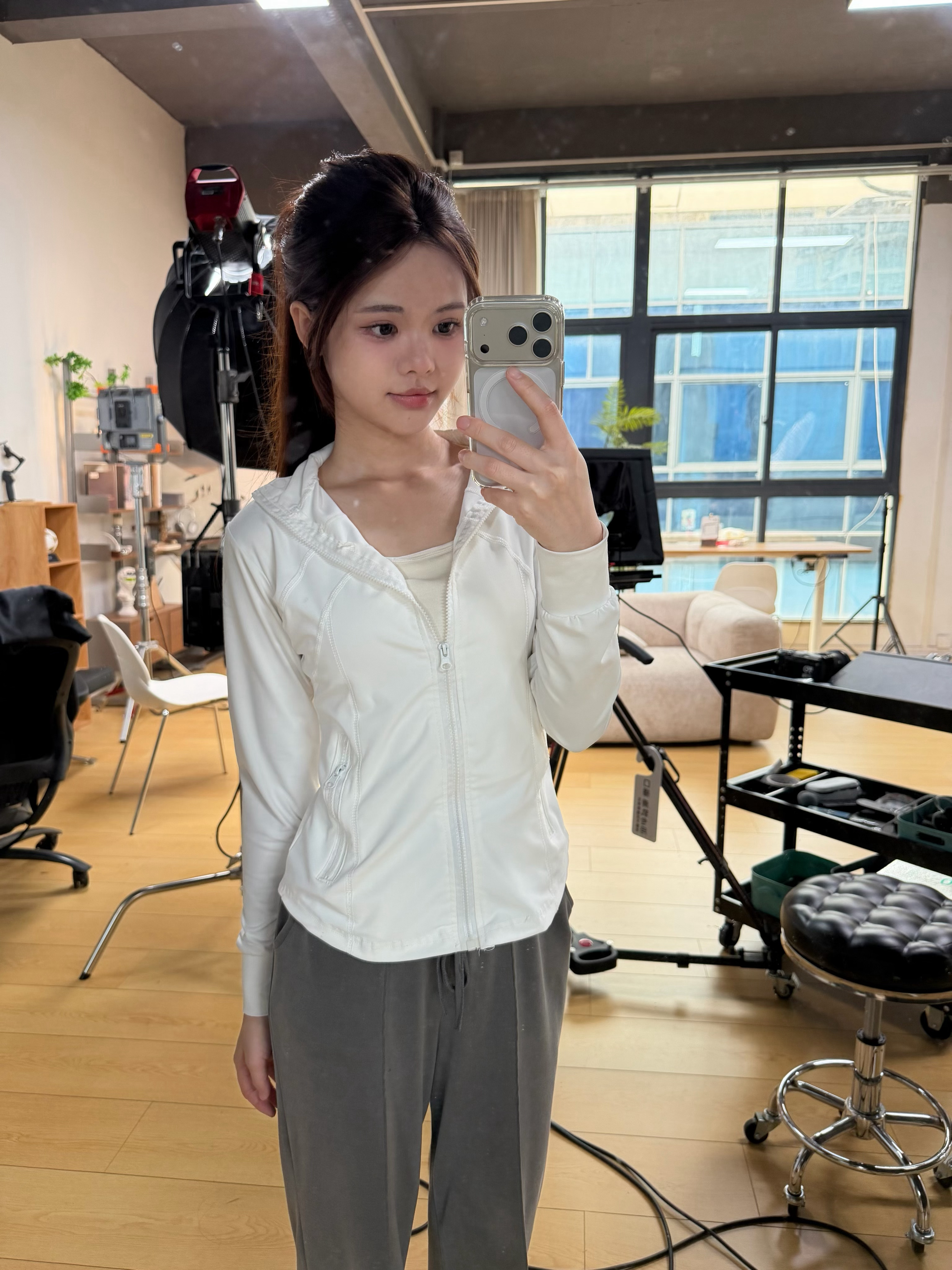 往哪一站，就像个老实人（没有说不老实的意思）做一个冷库打工人