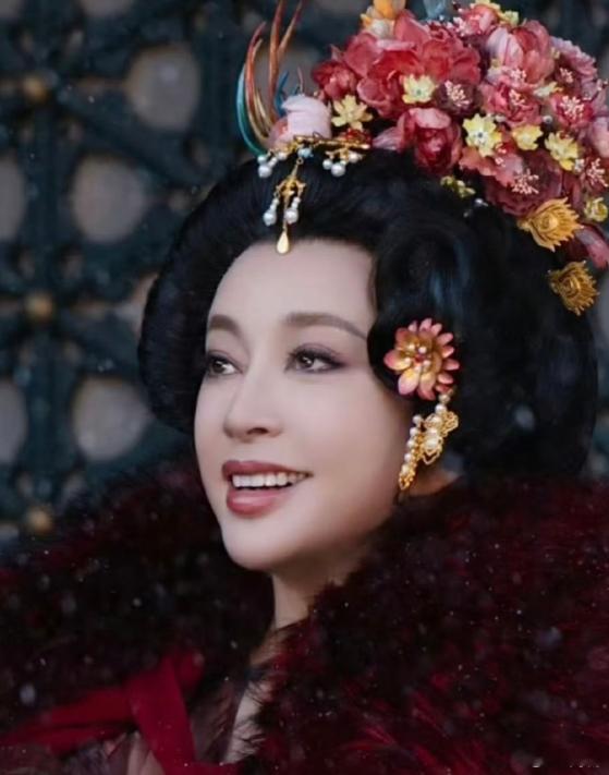 刘晓庆年后要拍10部短剧今夜喜友秀  今夜喜友秀现场太有料，刘晓庆2026全面开
