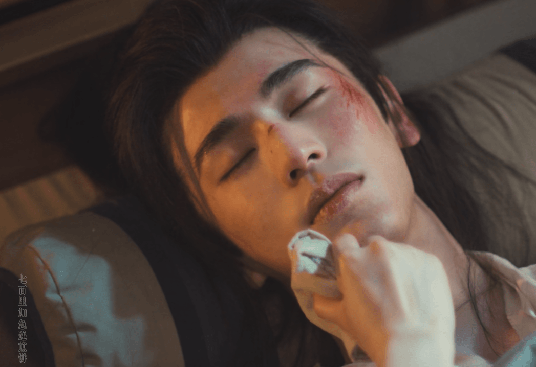 张凌赫感谢惠英红推荐逐玉  都来看我们帅帅的谢征哦！ 张凌赫无丑图 