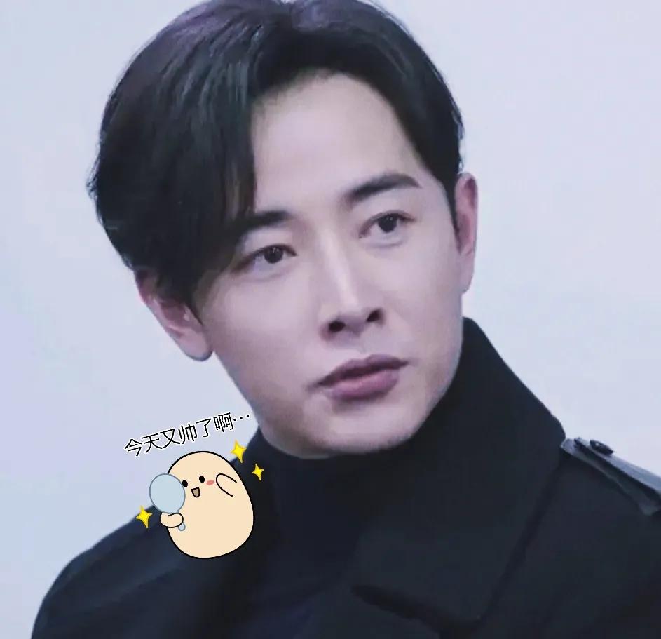 罗晋又再次证明了

读书真很有用

你看他处理婚变风波就知道了，不争不辩，一张简