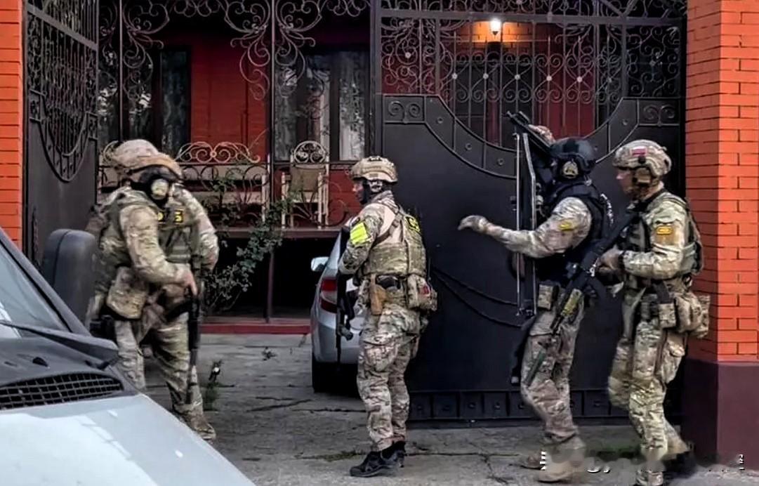 俄联邦安全局（FSB）1月20日通报：
    FSB在调查去年一起在斯塔夫罗波