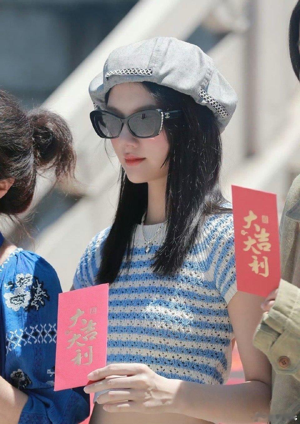 电影《女字旁》光线出品，殳俏导演长片首作，任敏、孙美林等主演，后期制作中，202