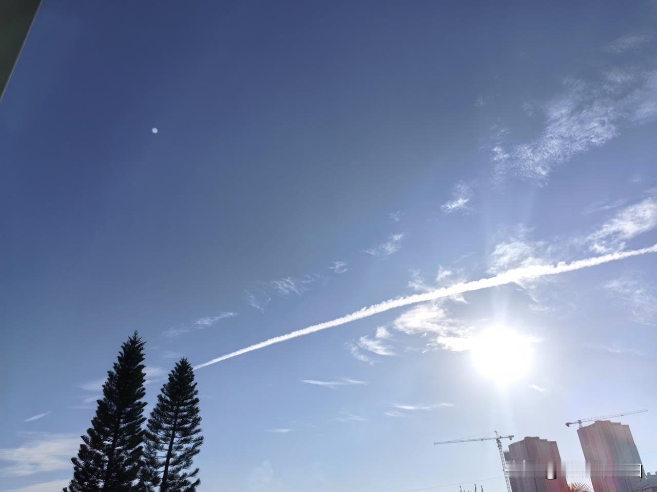 下半年首场寒潮来袭，
全国羽绒服预警地图来了！

14日起起至下周初，
我国中东