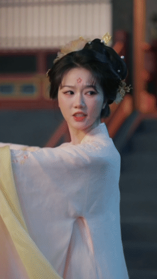 岳雨婷刘润铭新剧半夏开播 半神族圣女×墨渊城将军设定超带感！男A女更A双向守护，