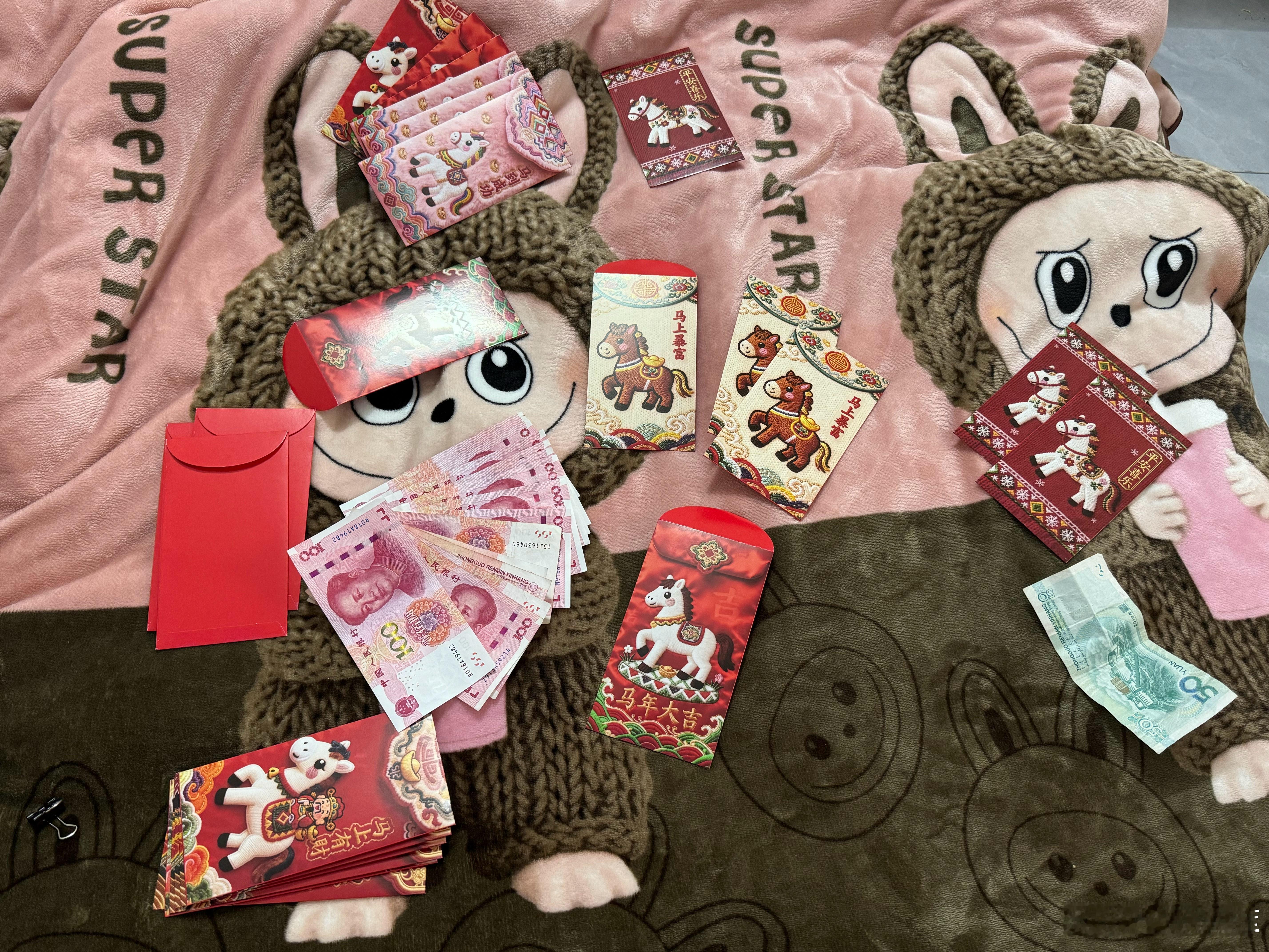 给大小朋友们准备新年红包
