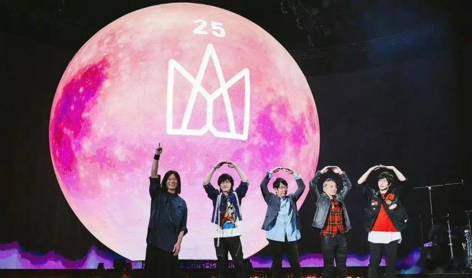 五月天北京鸟巢13场新纪录 五月天鸟巢连开13场！全开麦13天，阿信嗓子是铁打的