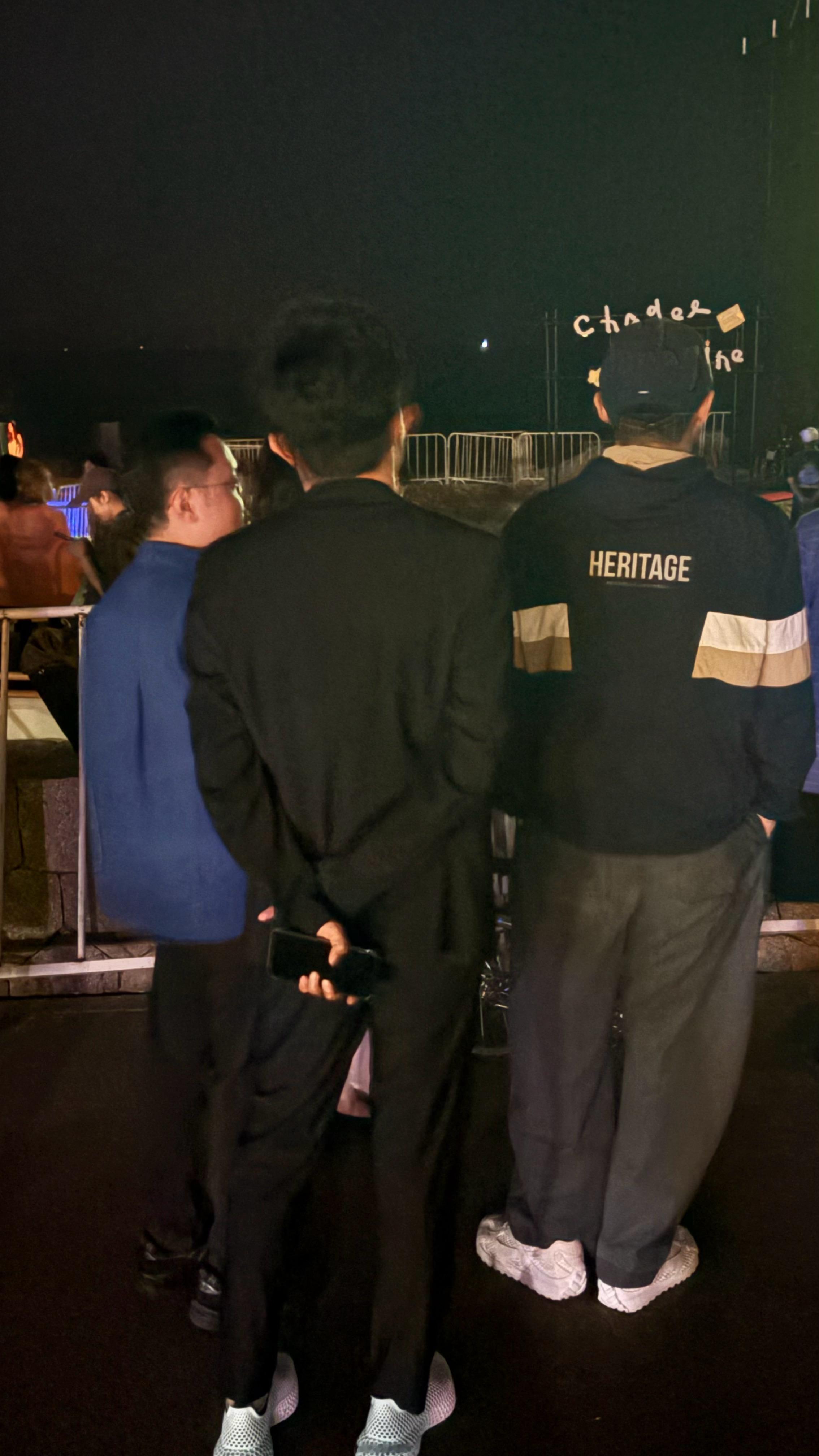 和毕赣在海边看《路边野餐》探讨长镜头的文牧野  ​​​