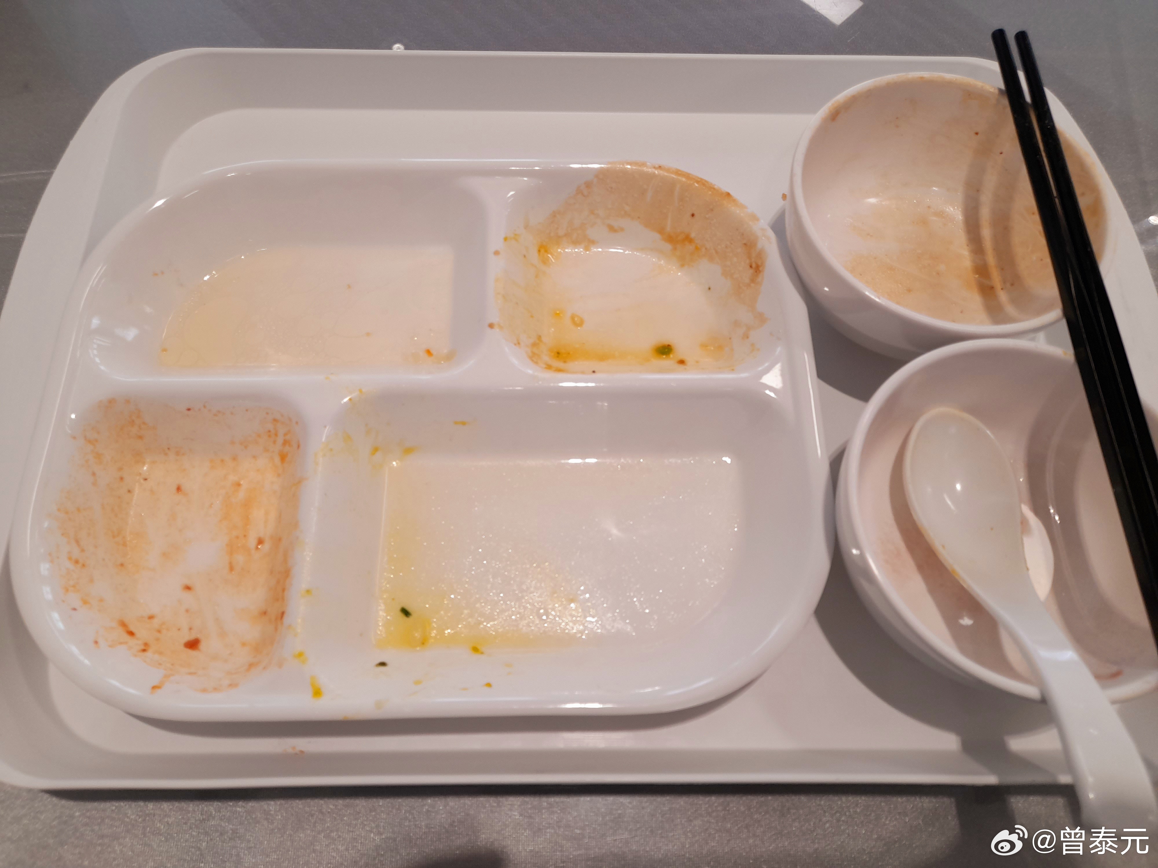 又在敝校浙江嘉善校区的教工食堂吃午饭了 比起上海浦东金海校区的教工食堂，嘉善虽然