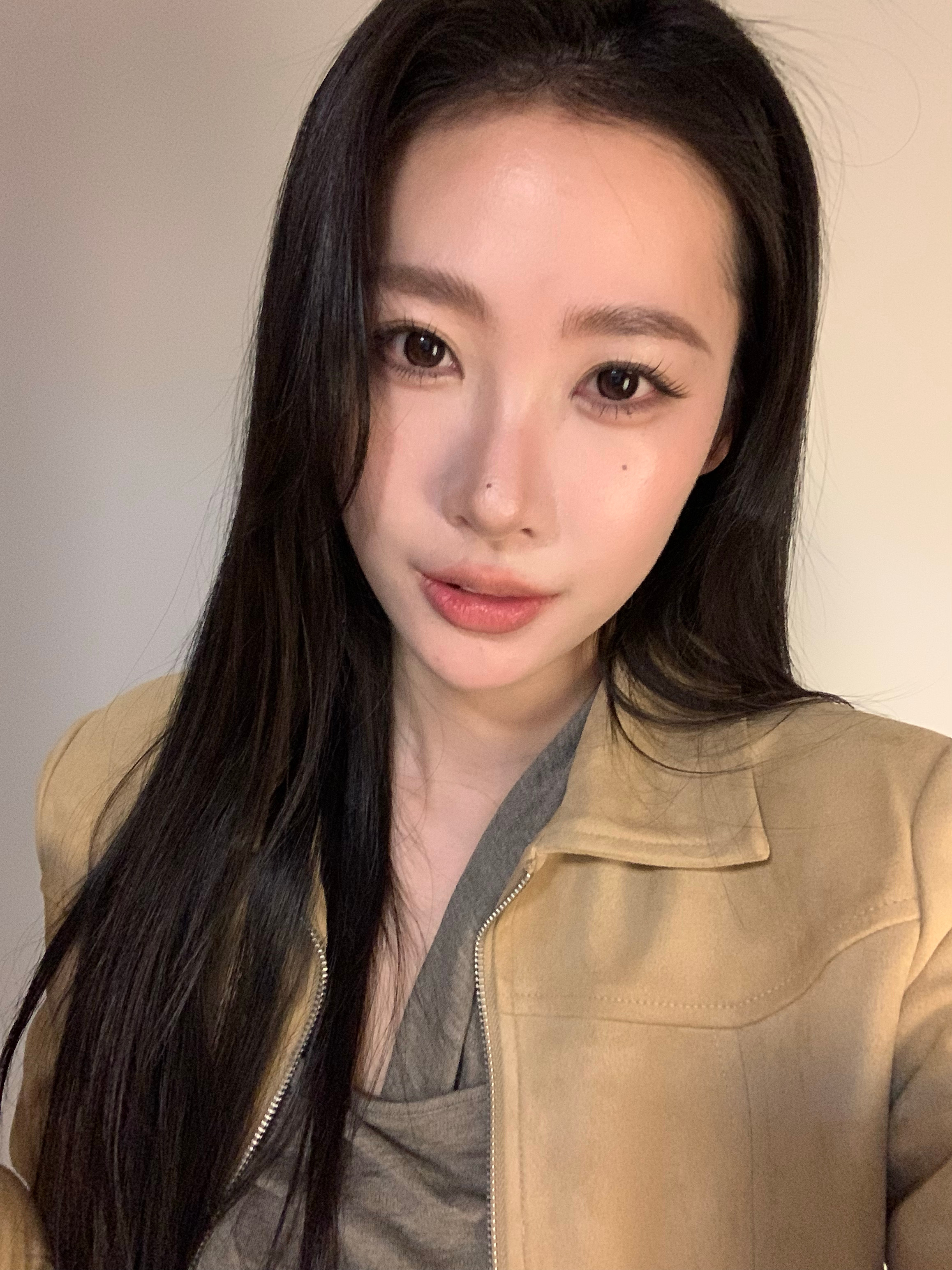 最近最爱的妆！不同光线都好看毛戈平这个粉底纯韩女水光肌来的 