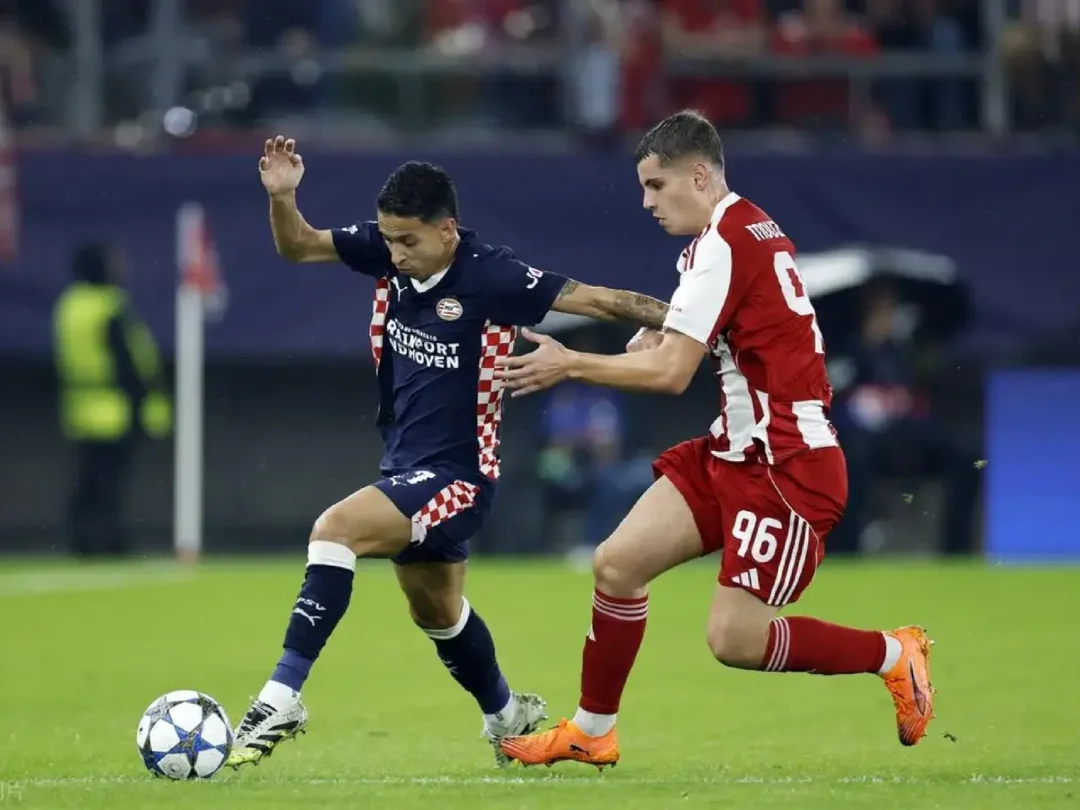 奥林匹亚科斯主场战平埃因霍温，终结连败