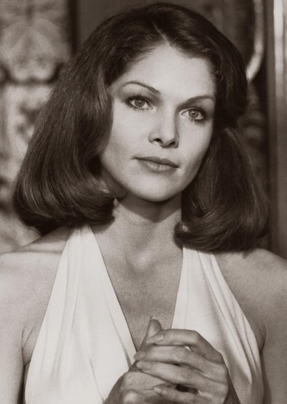 王铎：《尼罗河上的惨案》女主角琳内特，至今还活着。