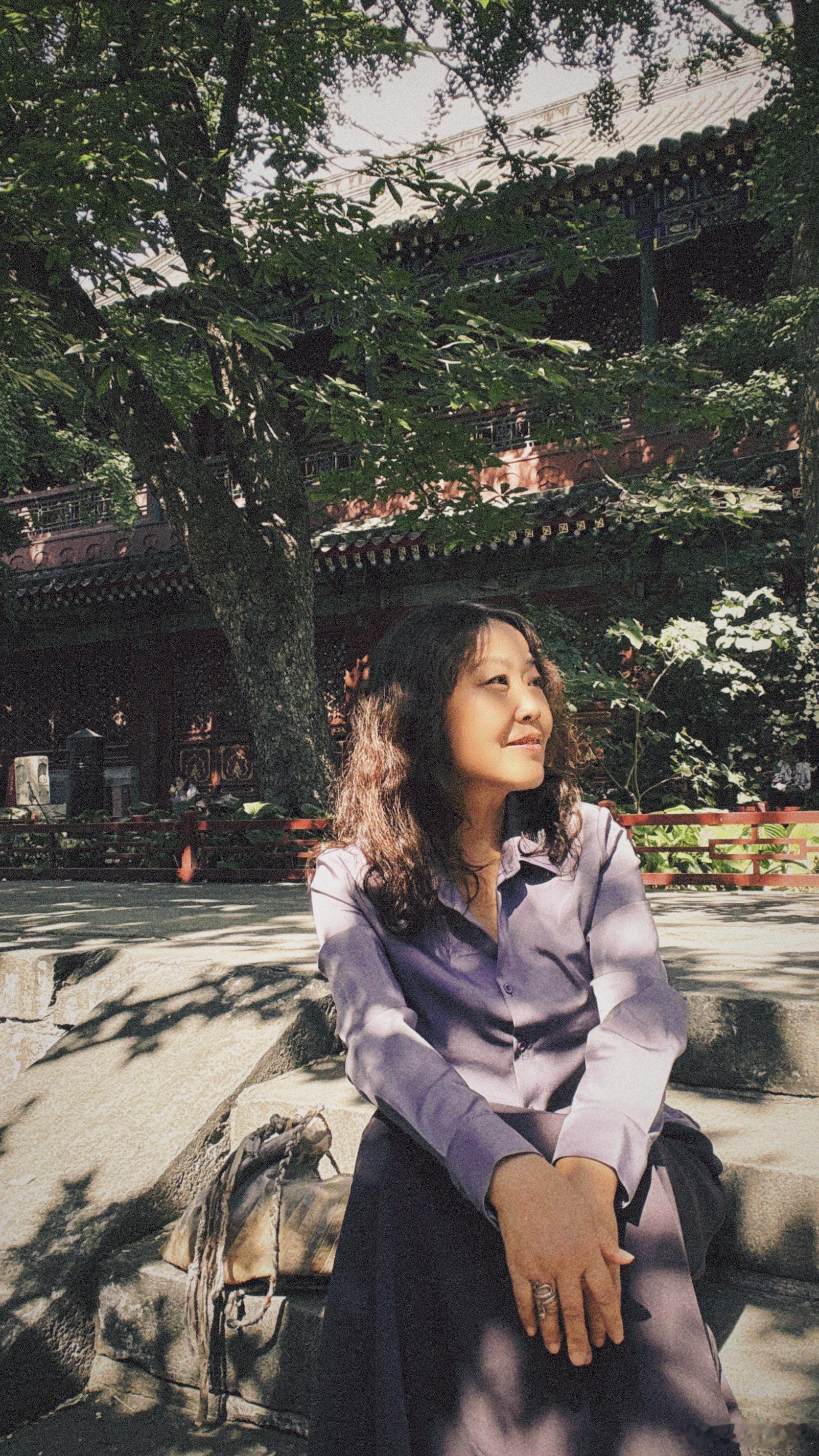 法源寺，兼具古朴静谧与生机雅致，很清幽动人。 ​​​
