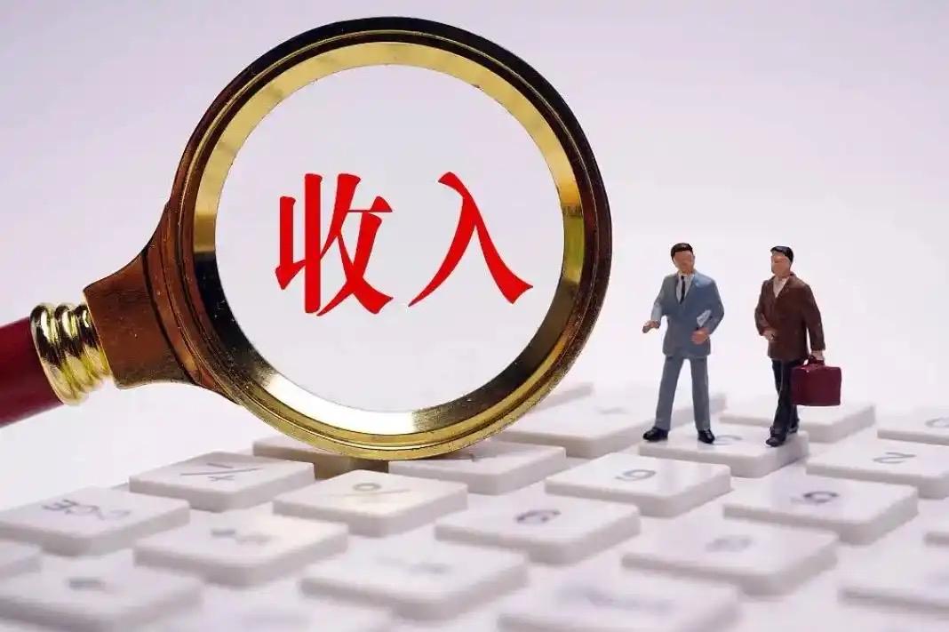 【国家政策开始从“兜底”到“普惠”】

去年的经济工作会议聚焦中低收入群体的“增