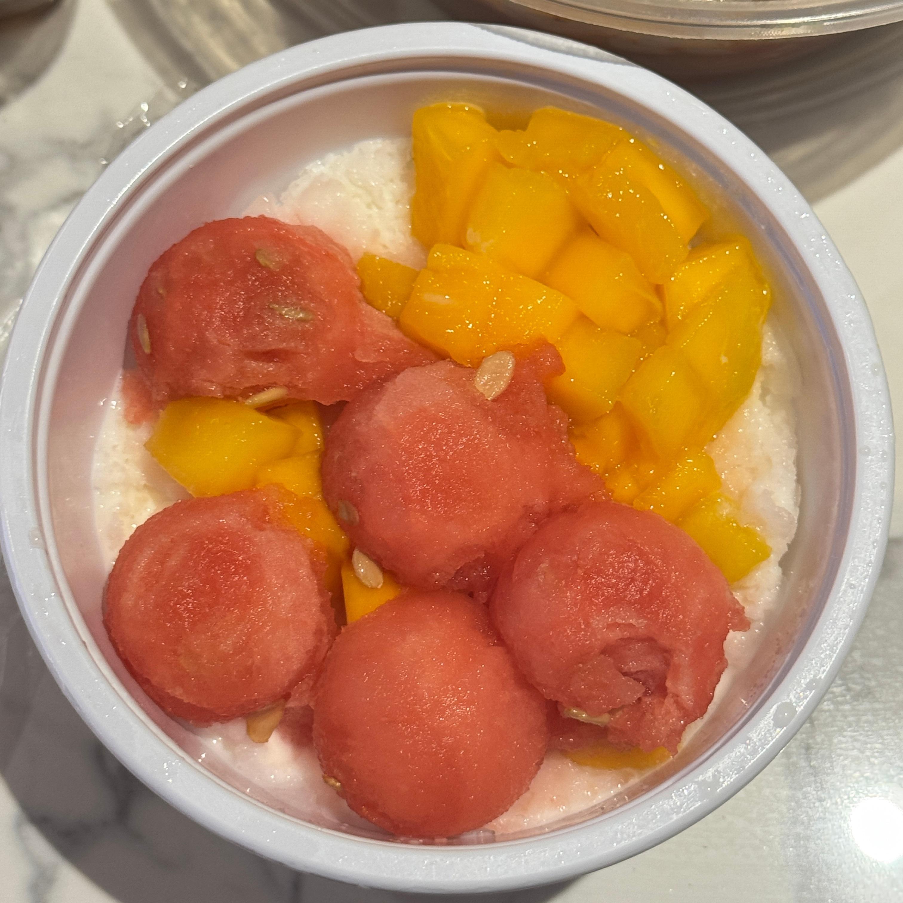 嘿嘿～吃上小海鲜了（我好像又点多了