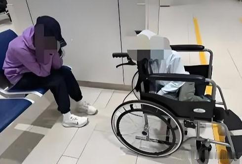 一家四口带病入境惹众怒
 
7月9日，官方通报一桩离谱事，全网彻底炸锅。
上海一