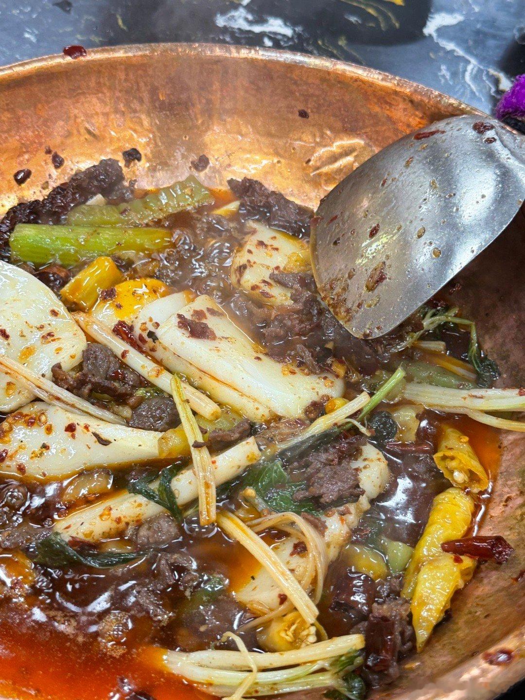 牛肉干锅，非常好吃，肉质太好辽 景洪·隆吉干锅牛肉馆(曼弄枫店)