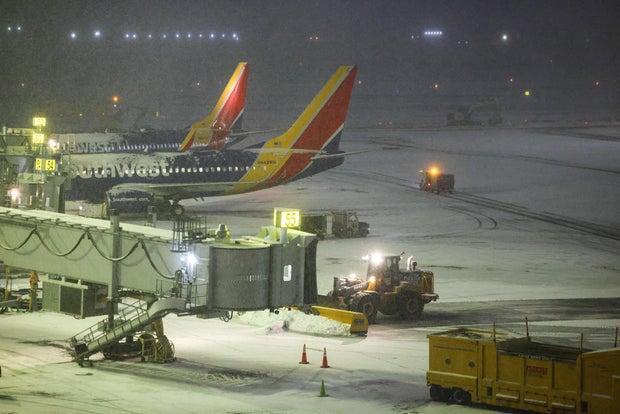 美多家航空公司敦促国会立法者在国土部关闭期间保护航空业员工的工资

飞行总动员3