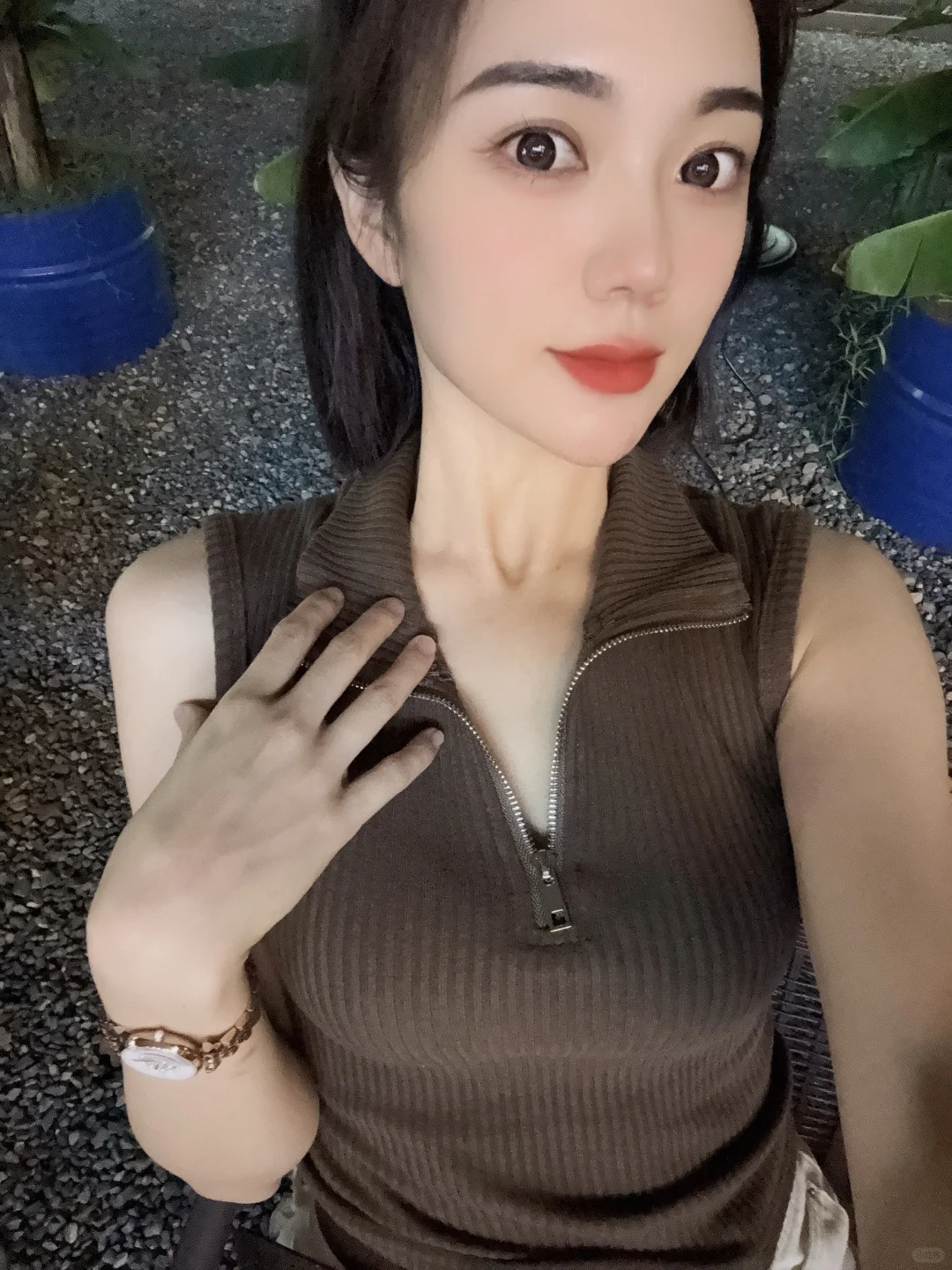 圈小 事少 挺好