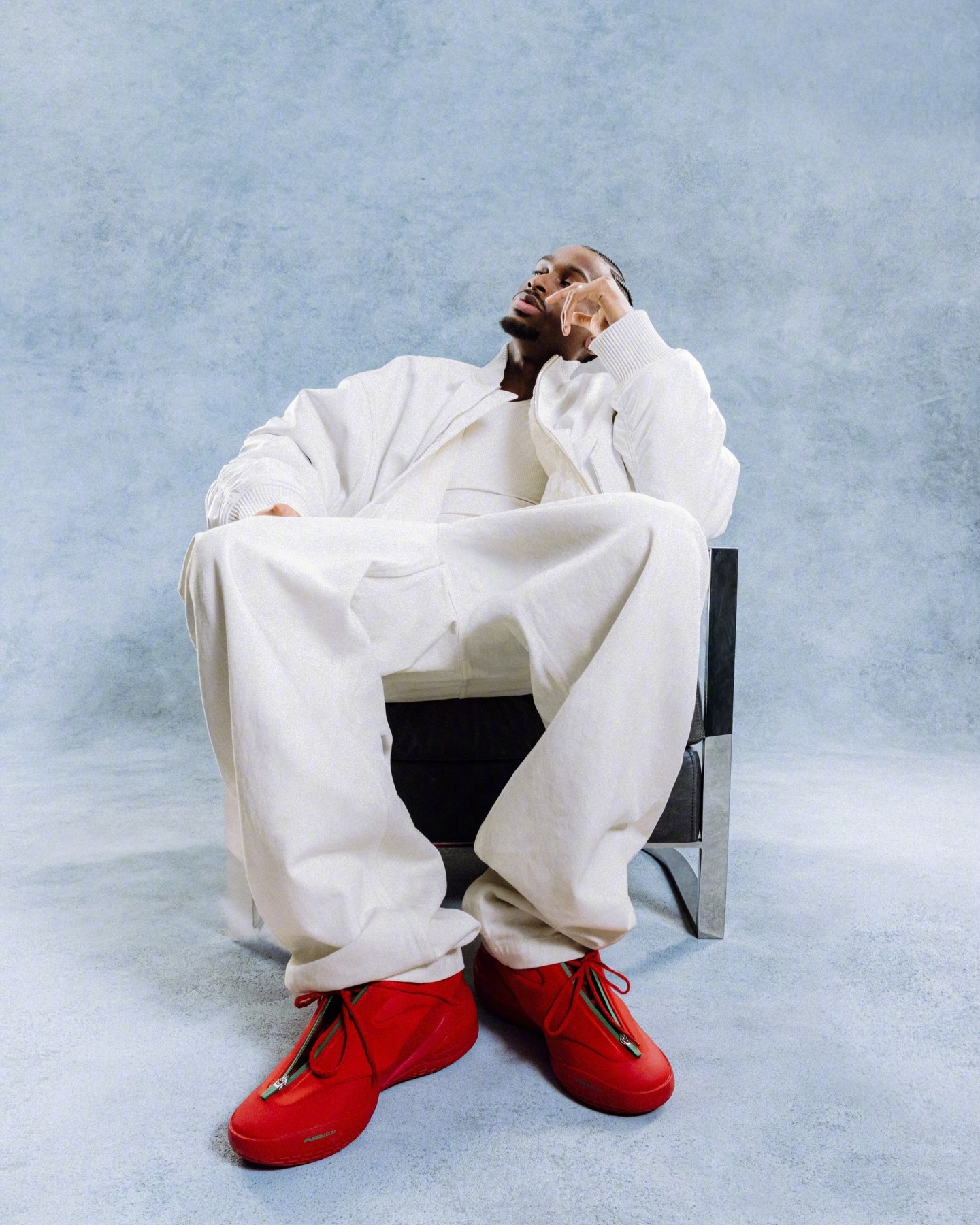 亚历山大圣诞配色的Shai 001 ，经典的红配绿。 