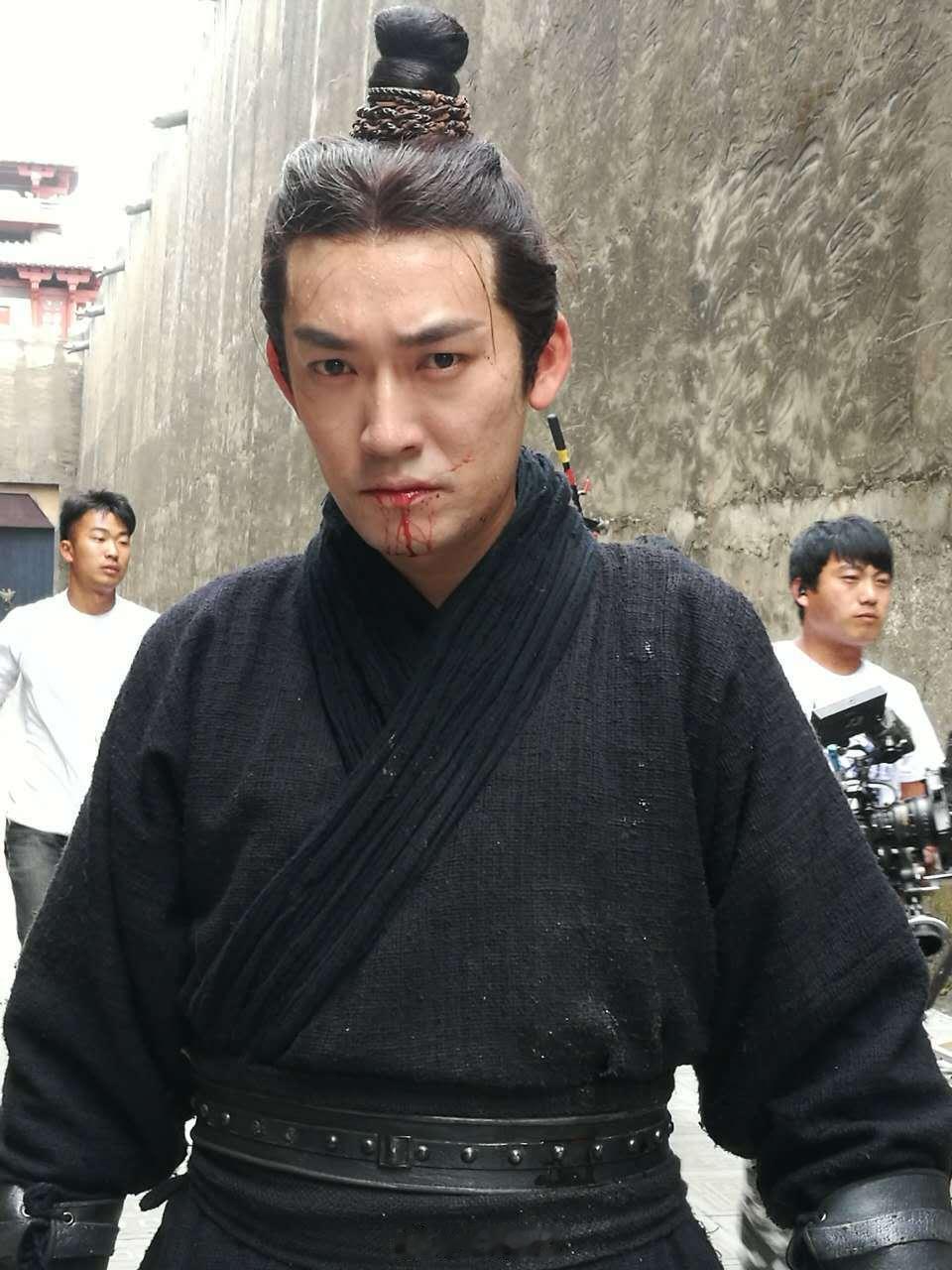 这个挺帅的 奖励做萧育家的猎犬 